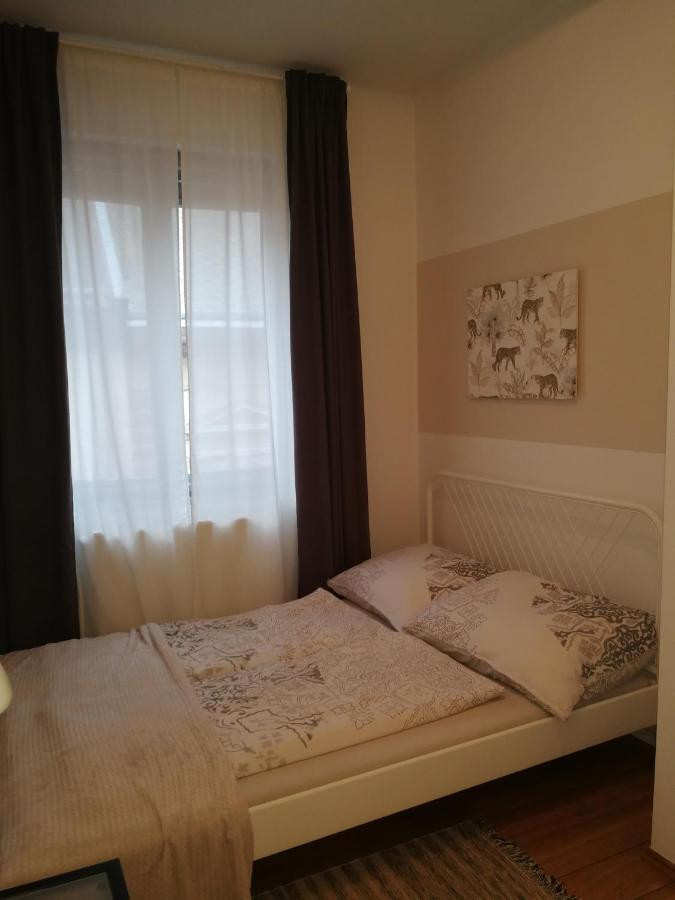 Centrum11 Pécs Eksteriør billede