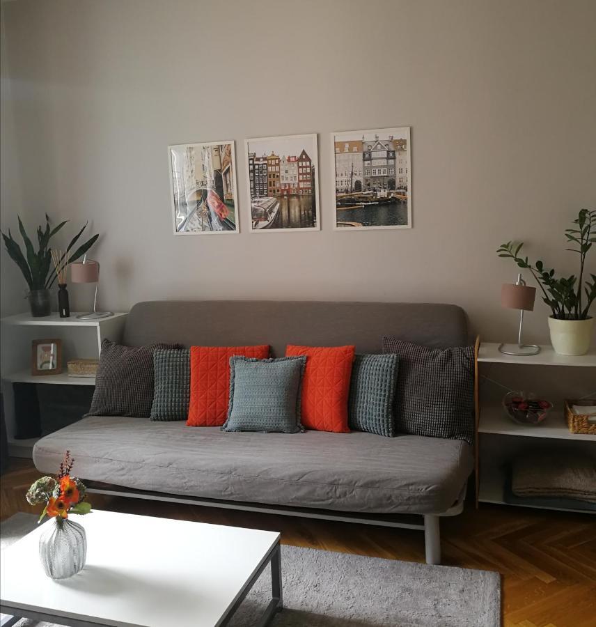 Centrum11 Pécs Eksteriør billede