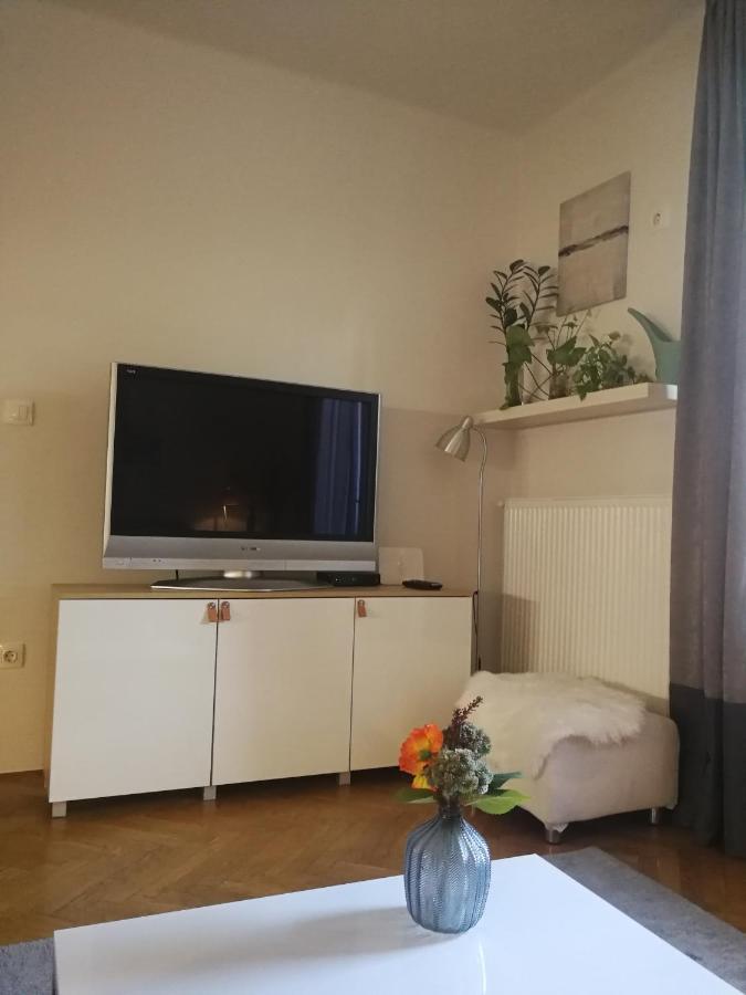 Centrum11 Pécs Eksteriør billede