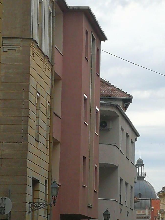 Centrum11 Pécs Eksteriør billede